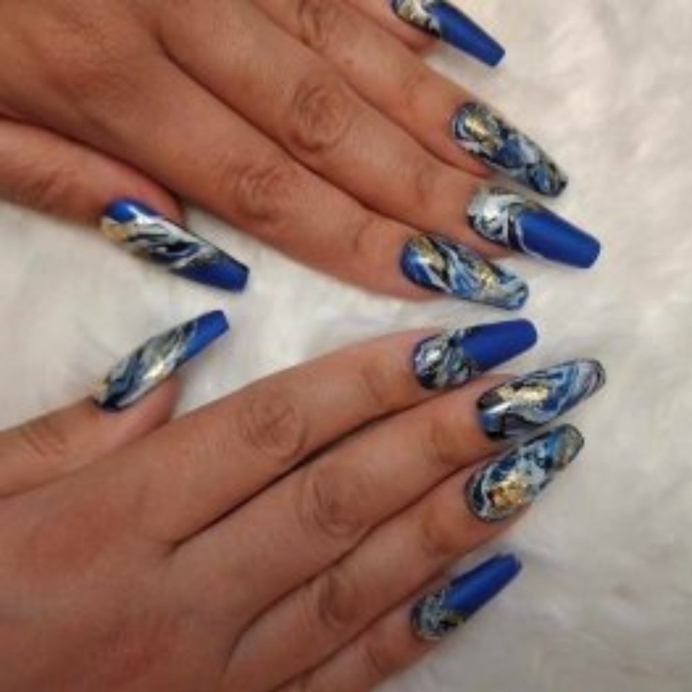 Darksea blue n white/ gold marble press on nails